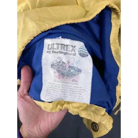 VTG Woolrich Adult Yellow Windbreaker Jacket MEDIUM Hoodie Ultrex Mesh Lined - Picture 7 of 12